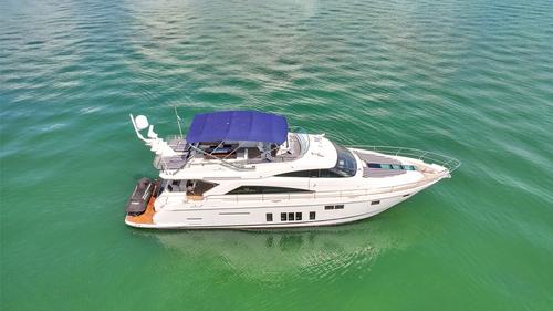 Boating is fun with a Mega yacht in Miami Beach
