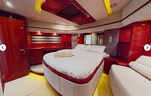 Boat rental in Dubai, 