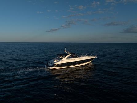 Elegant 55ft Sunseeker in San Jose del Cabo