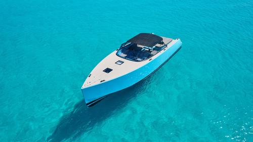 Stylish 40 VanDutch Adventure