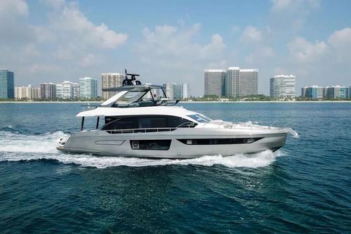 68' Azimut  | Effortless Elegance, Miami
