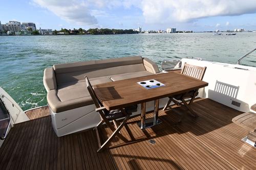 Boat rental in Miami Beach, FL