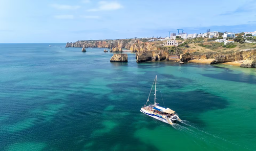 Up to 80 persons can enjoy a ride on this Catamaran boat