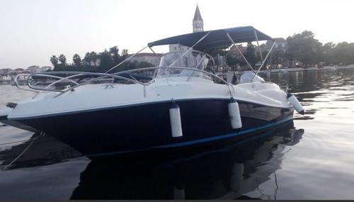 Spacious  and  robust motorboat 150hp