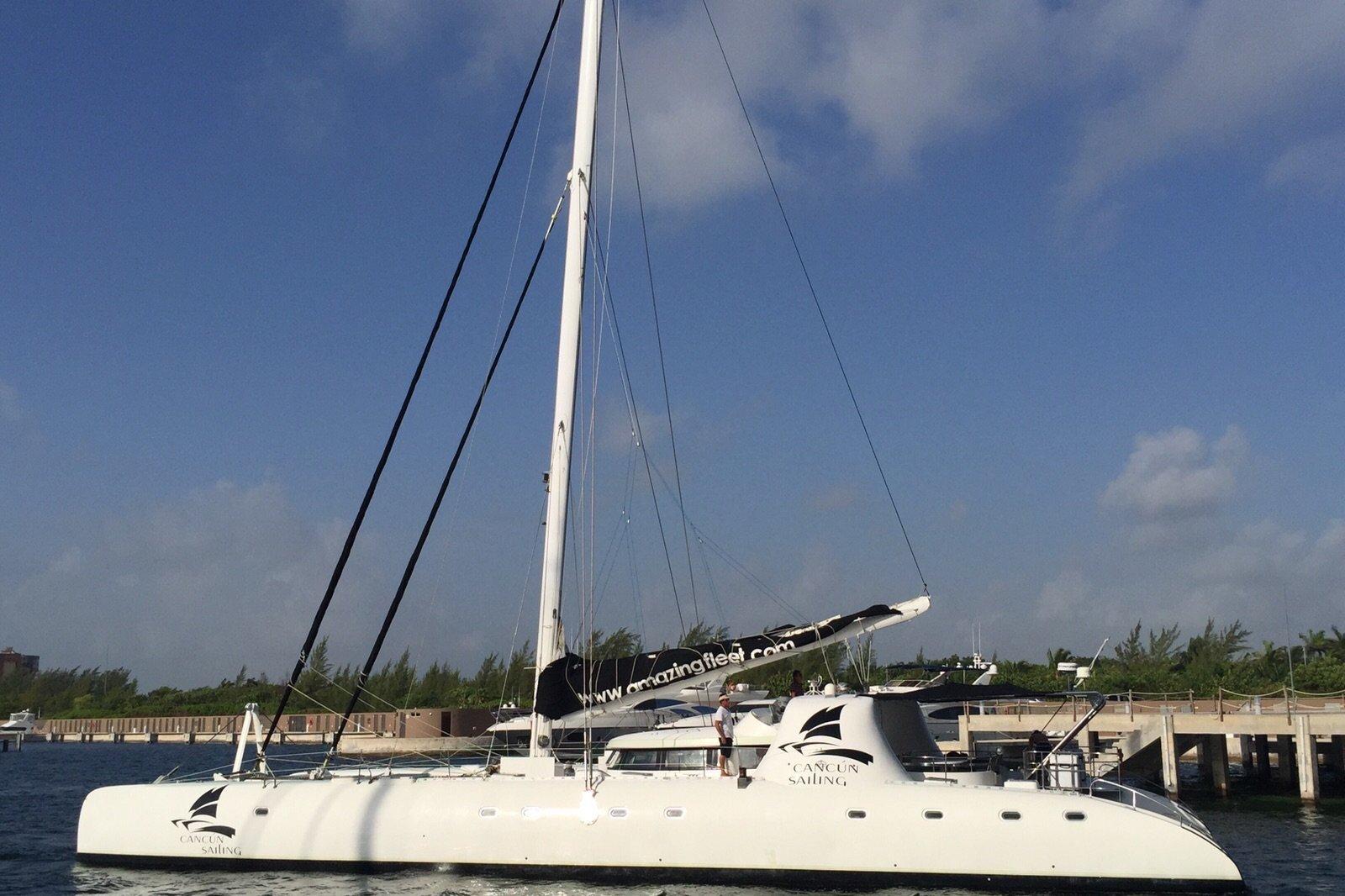 82.0 feet Custom in great shape