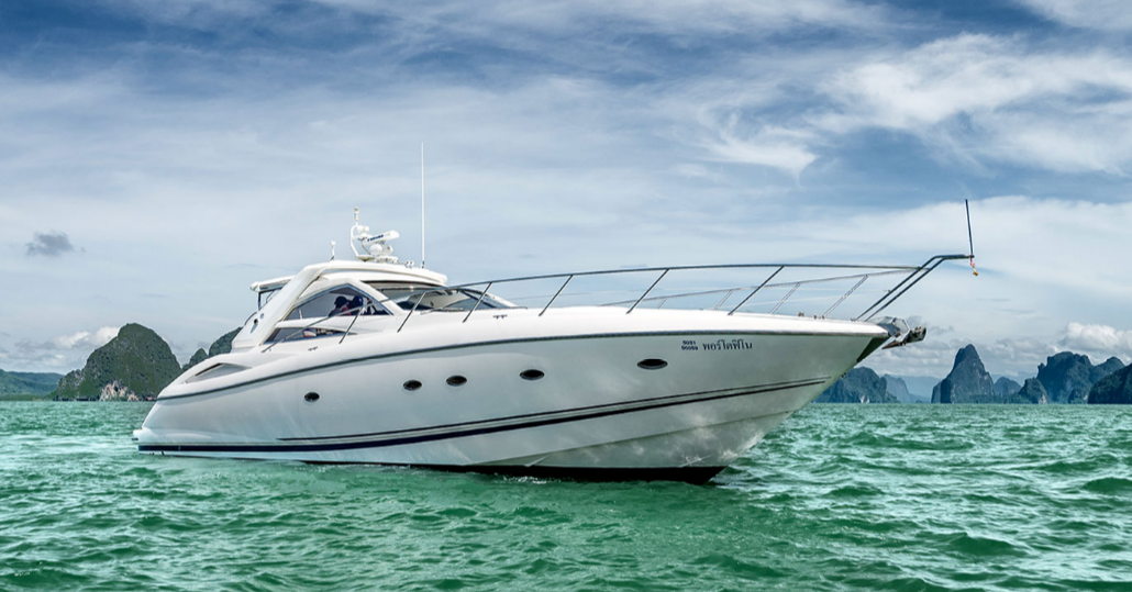 53.0 feet Sunseeker in great shape